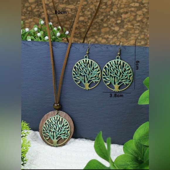 Tree of life necklace and earrings - Picture 4 of 10